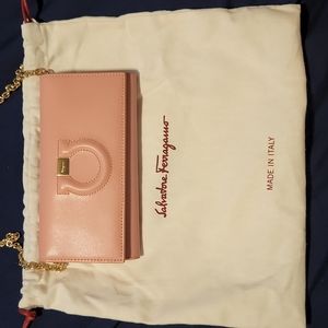 AUTHENTIC NWT Salvatorre Ferragamo Calfskin Wallet / Phone Case Bag on Chain